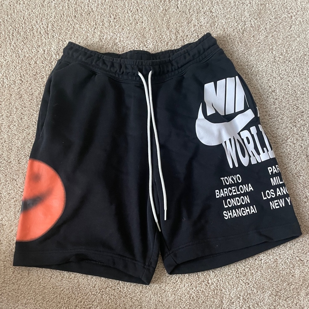 Nike world tour black shorts